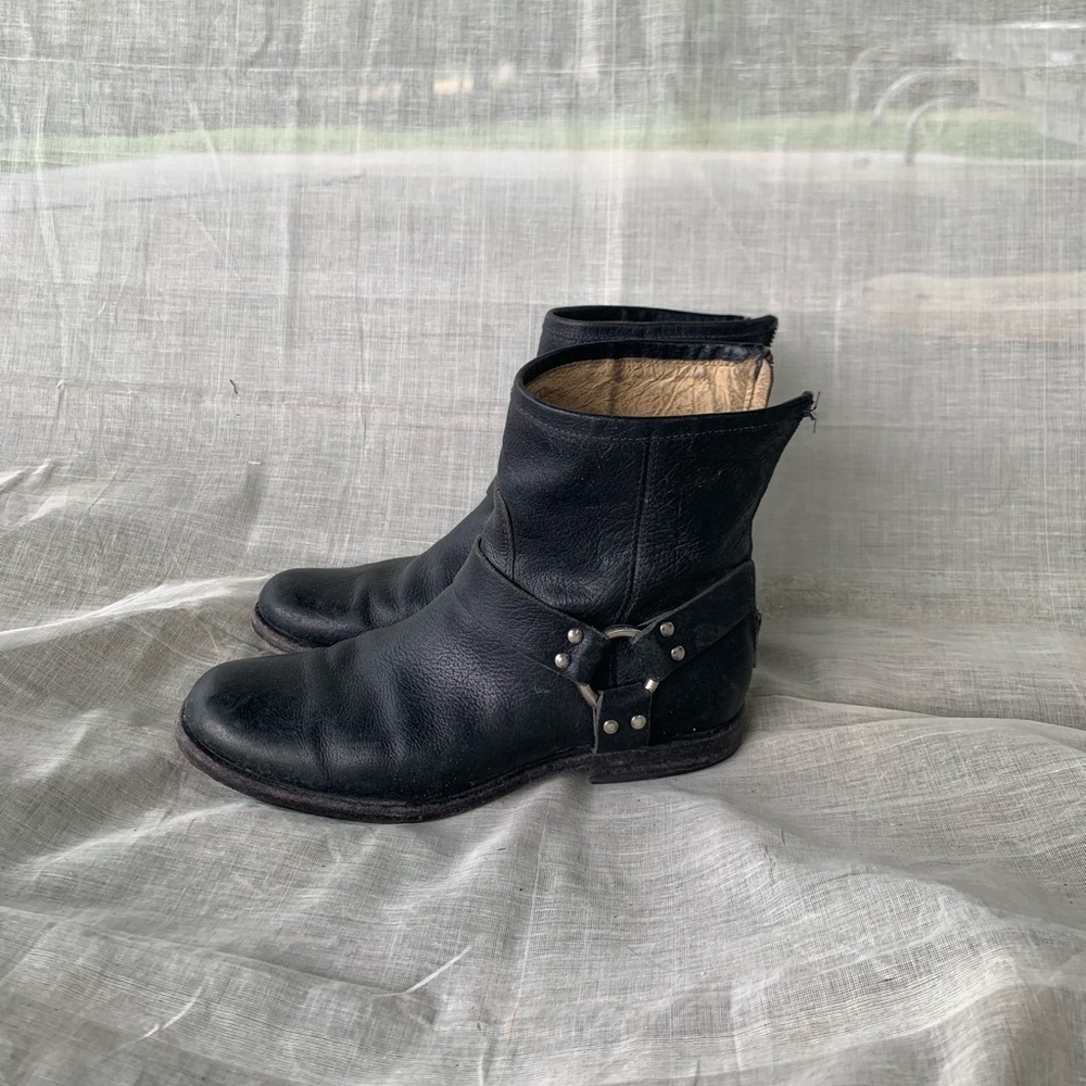 Frye Motorcycle Boots 🖤